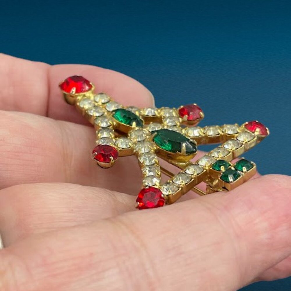 Vintage Christmas Tree Brooch Pin Open Work Prong-Set Colored & Clear Rhinestone - Picture 3 of 7